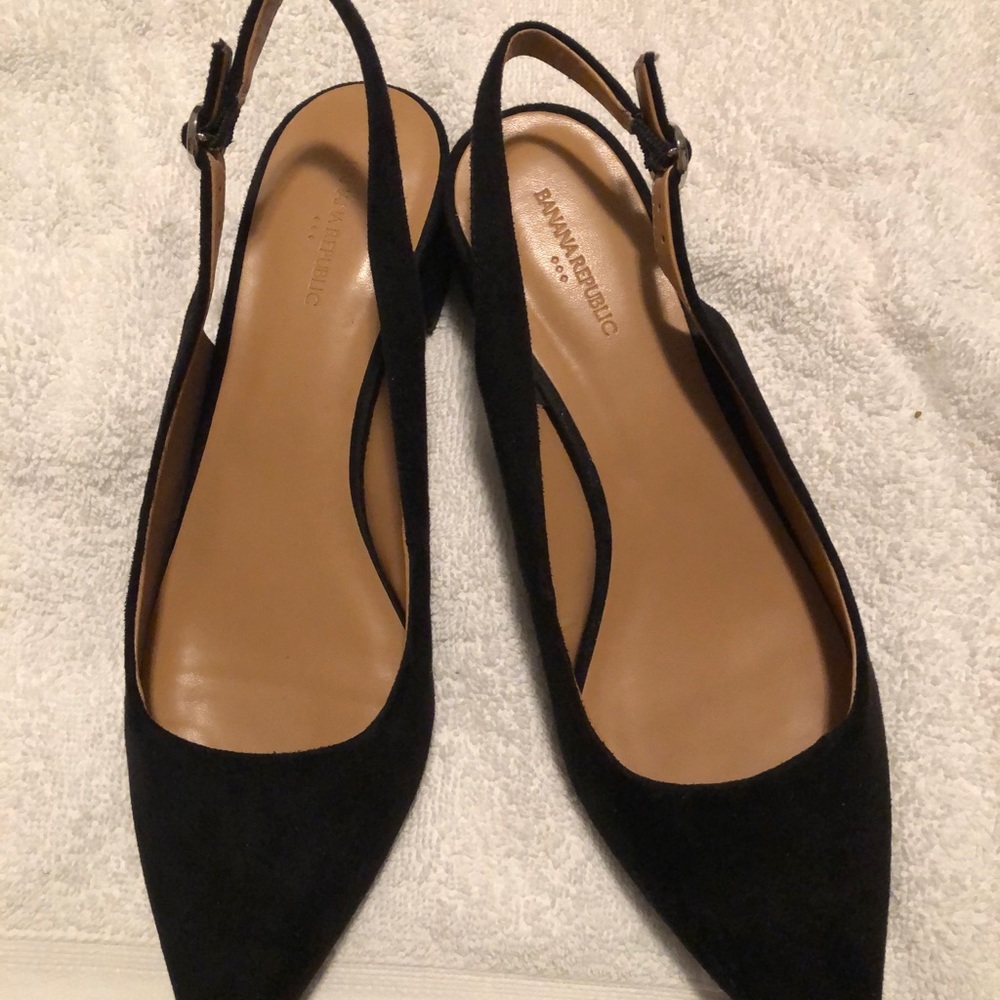 Banana republic sling back flats